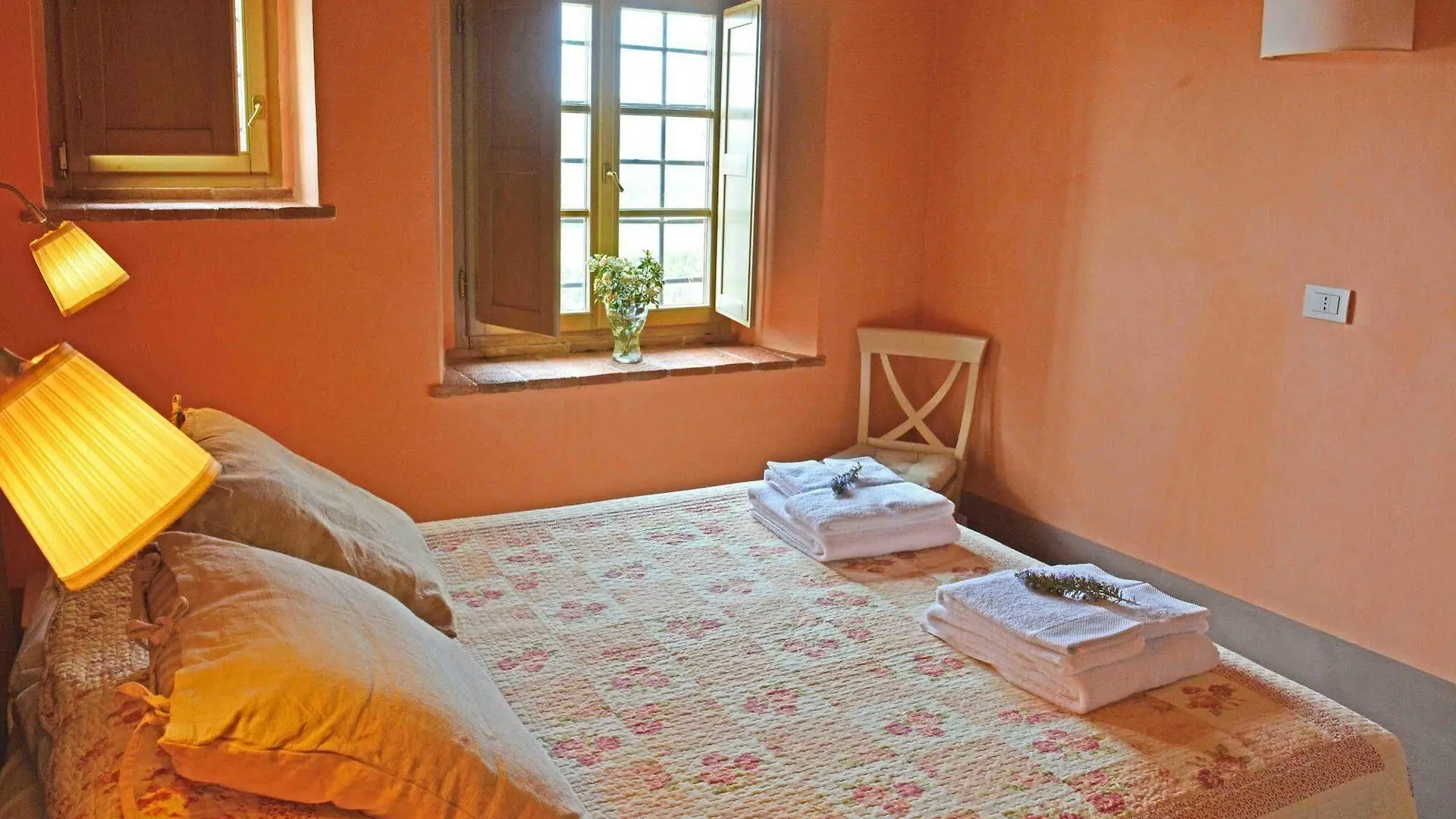 Villa Borgo Le Moraiole Frassine